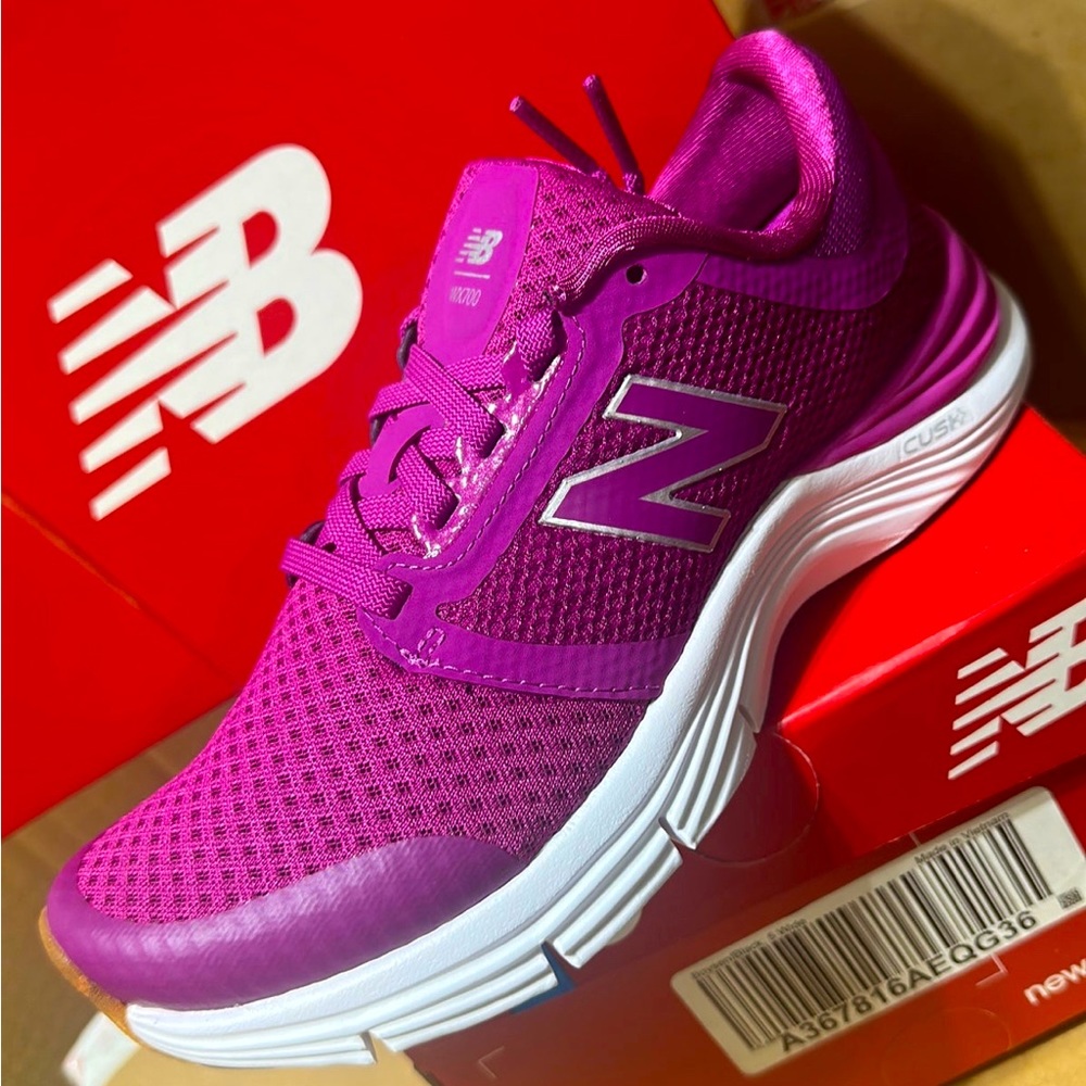 New Balance VX700 Size 5W Purple New in Box!